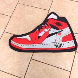 Nike Gym Shoes Rug 24in NWOT Retail $100